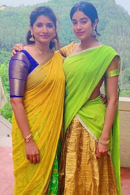 Janhvi Kapoor Visits Tirupati with her friend
