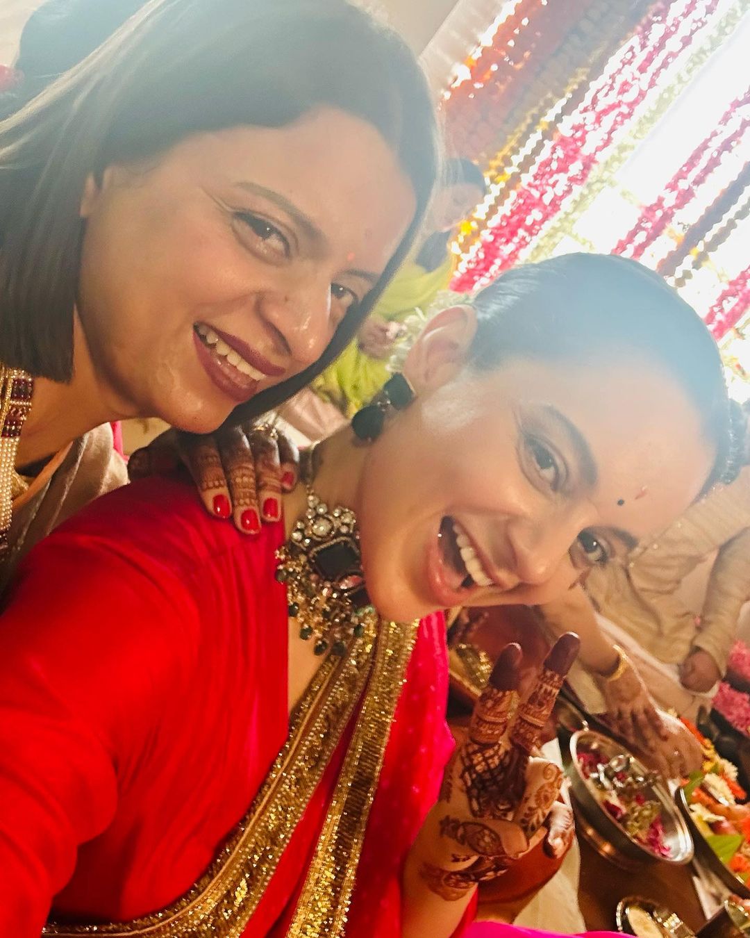 Kangana with her sister Rangoli