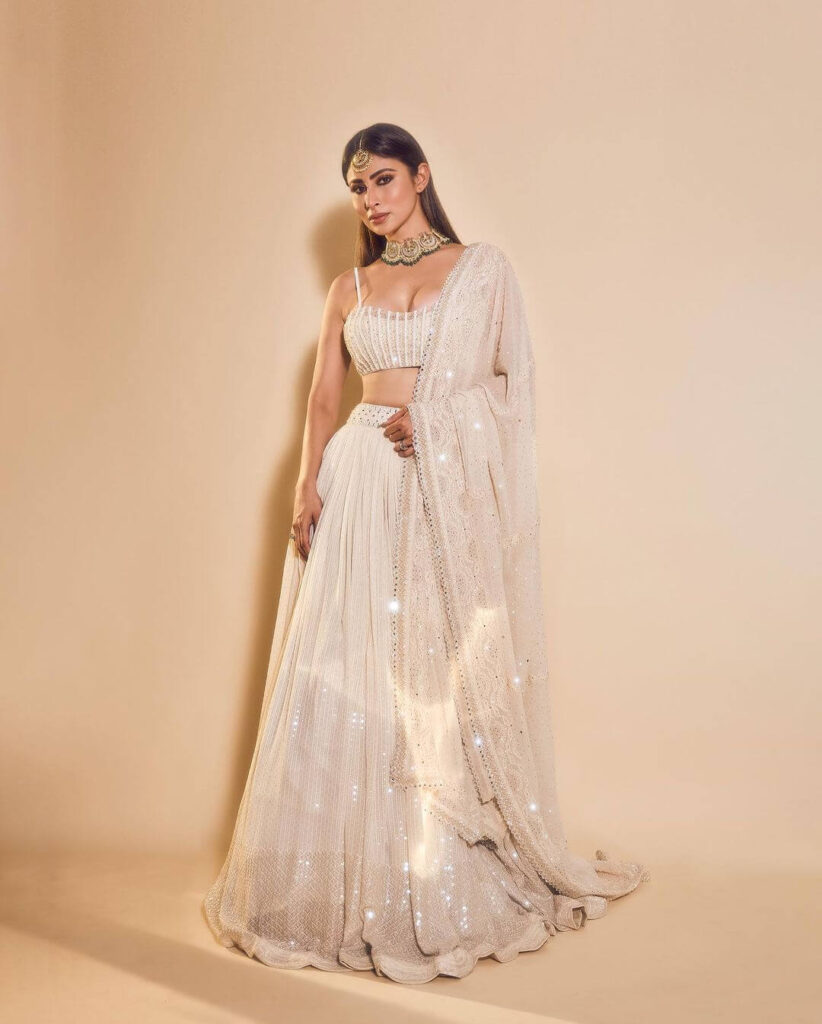 Mouni roy in traditional attire